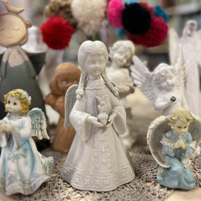 Angelų kolekcijos pristatymas Užvenčio bibliotekoje